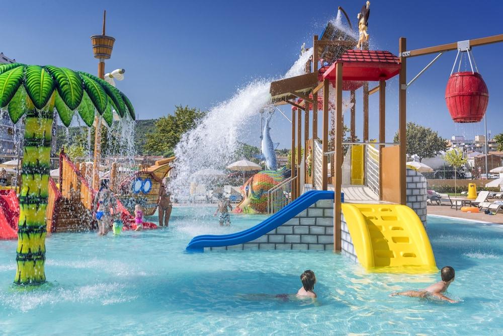 Hotel Sorra Daurada Splash Malgrat de Mar Exterior photo